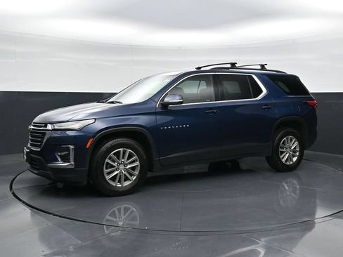 Used 2023 Chevrolet Traverse LT AWD/4WD image 6