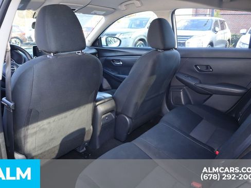 Used 2024 Nissan Sentra SV image 18