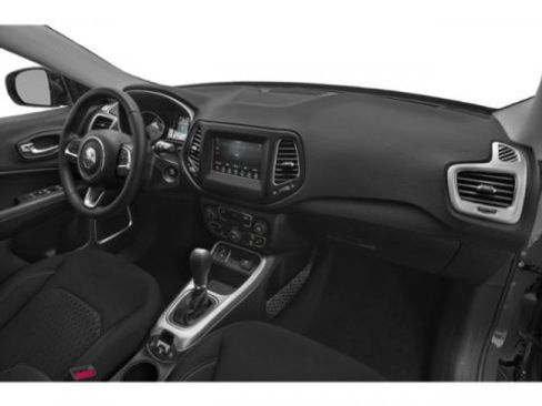 Used 2020 Jeep Compass Latitude w/ Cold Weather Group AWD/4WD image 20
