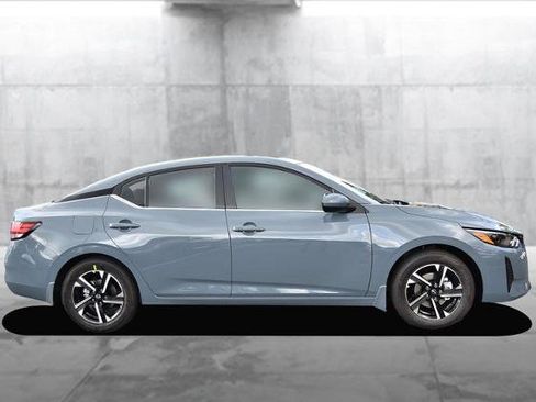 New 2025 Nissan Sentra SV image 5