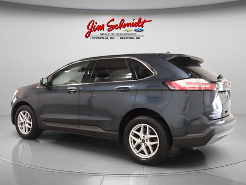 Used 2024 Ford Edge SEL w/ Convenience Package AWD/4WD image 4