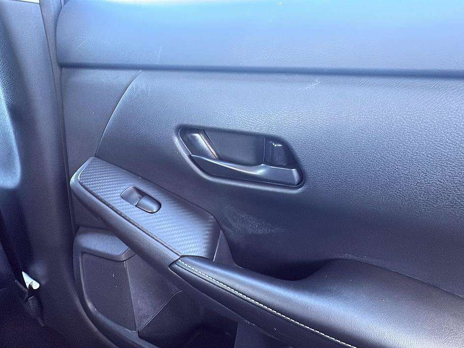 Certified 2025 Nissan Sentra SV FWD image 21
