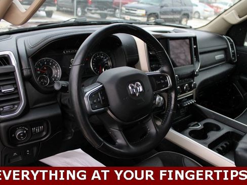 Used 2019 RAM 1500 Laramie image 12