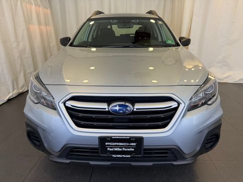 Used 2019 Subaru Outback 2.5i AWD/4WD image 6