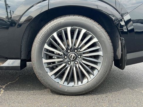 New 2025 Nissan Armada Platinum Reserve AWD/4WD image 9