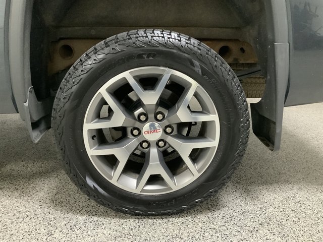 Used 2018 GMC Sierra 1500 SLT AWD/4WD image 12