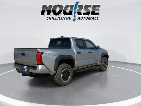 New 2025 Toyota Tacoma TRD Off-Road AWD/4WD image 8
