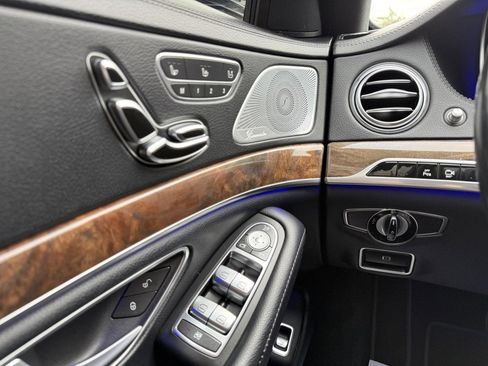 Used 2014 Mercedes-Benz S 550 Sedan image 29