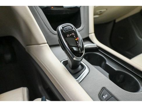 Used 2017 Cadillac XT5 Luxury w/ Driver Awareness Package image 40