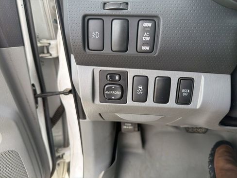 Used 2013 Toyota Tacoma 4x4 Double Cab w/ TRD Sport Pkg image 24