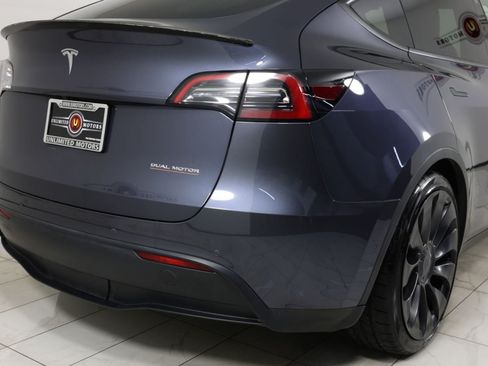 Used 2022 Tesla Model Y Performance AWD/4WD image 39