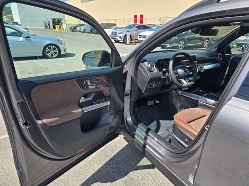 New 2026 Mercedes-Benz GLB 250 4MATIC image 29