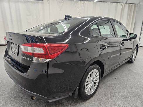 Used 2018 Subaru Impreza 2.0i Premium image 5