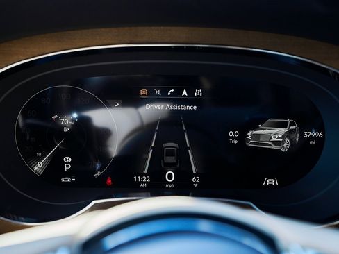 Used 2021 Bentley Bentayga image 60