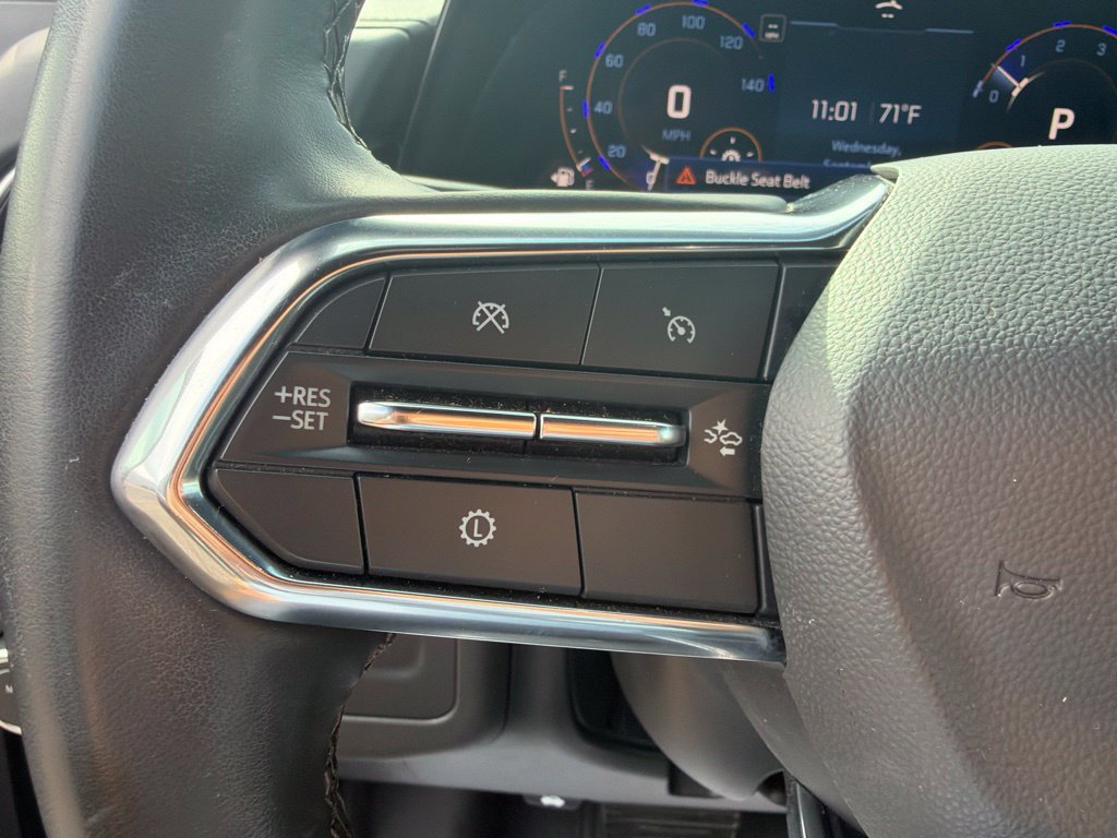 Used 2025 Chevrolet Suburban LS AWD/4WD image 17