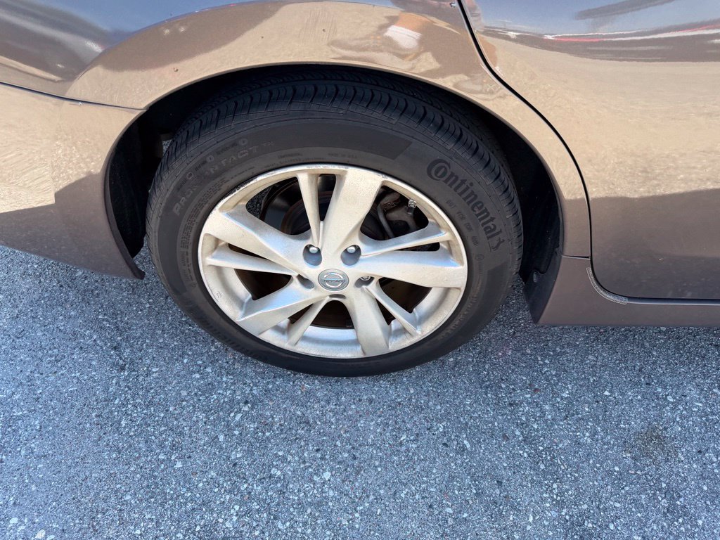 Used 2013 Nissan Altima 2.5 SV FWD image 5