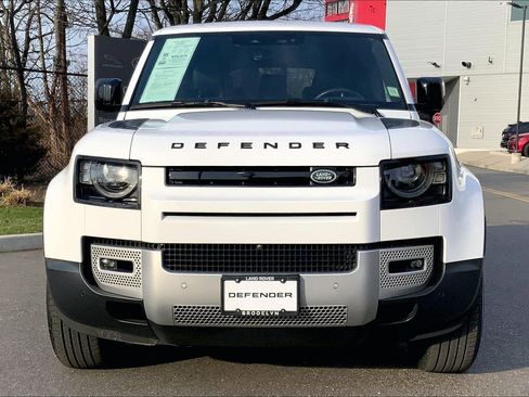 Used 2024 Land Rover Defender 130 S image 3