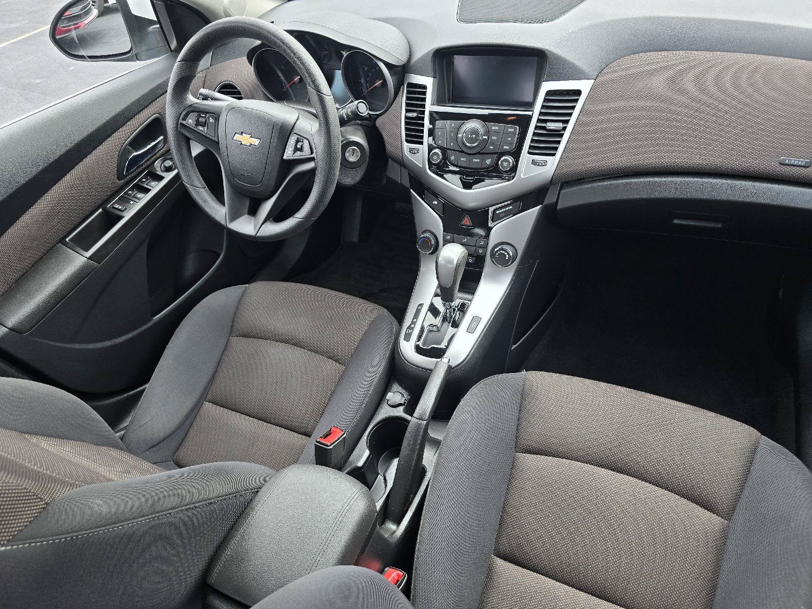 Used 2015 Chevrolet Cruze Eco FWD image 14
