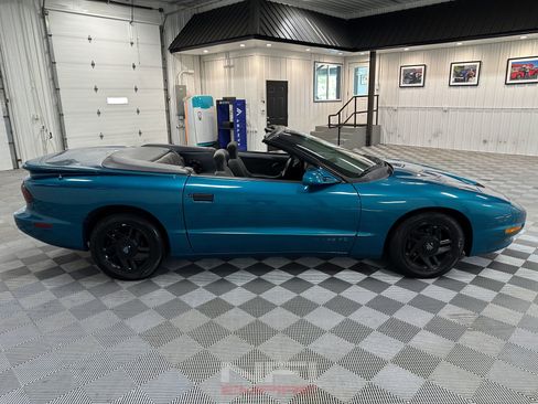 Used 1996 Pontiac Firebird Convertible RWD image 8