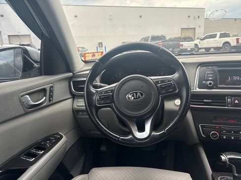Used 2016 Kia Optima EX FWD image 13
