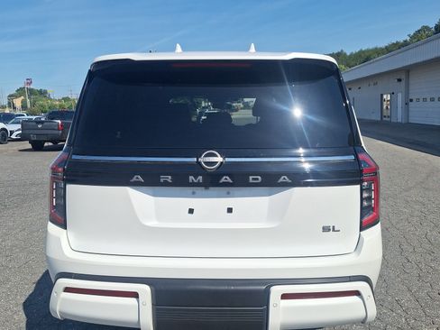 Used 2025 Nissan Armada SL AWD/4WD image 33