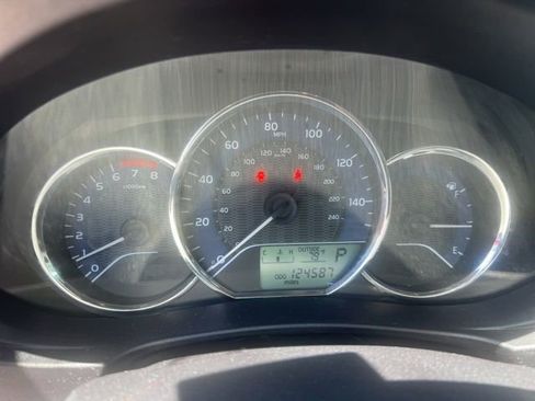 Used 2016 Toyota Corolla L image 2