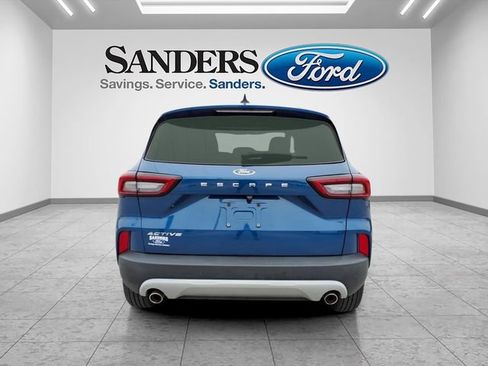 Used 2023 Ford Escape Active w/ Tech Pack #2 image 3