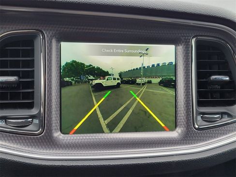 Used 2018 Dodge Challenger SRT Hellcat image 10