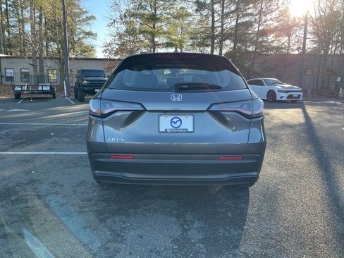 Certified 2025 Honda HR-V LX image 10