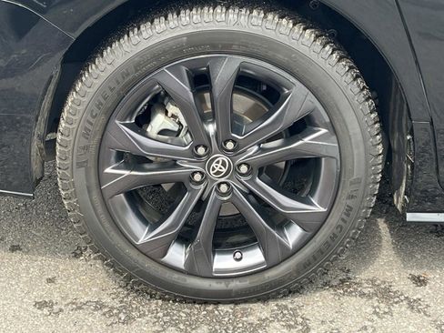 Used 2021 Toyota Sienna XSE image 12