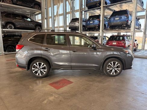 Used 2023 Subaru Forester Limited w/ Popular Package #3 image 2