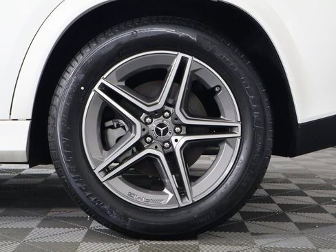 New 2025 Mercedes-Benz GLE 580 4MATIC image 10