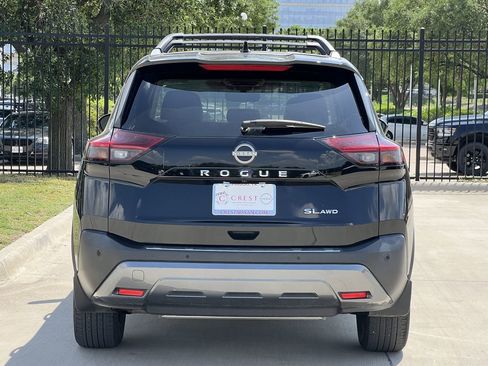 Certified 2023 Nissan Rogue SL w/ SL Premium Package image 4
