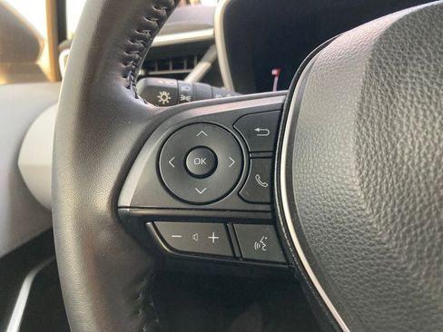 Used 2025 Toyota Corolla XSE FWD image 10