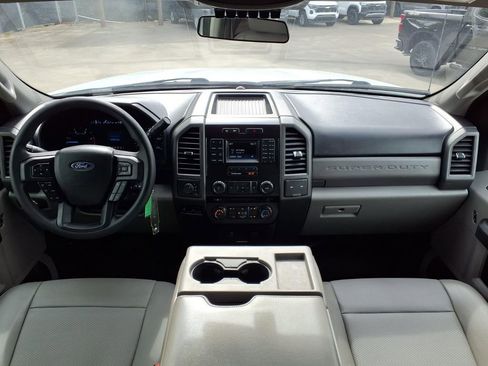 Used 2018 Ford F450 XL w/ Power Equipment Group AWD/4WD image 14