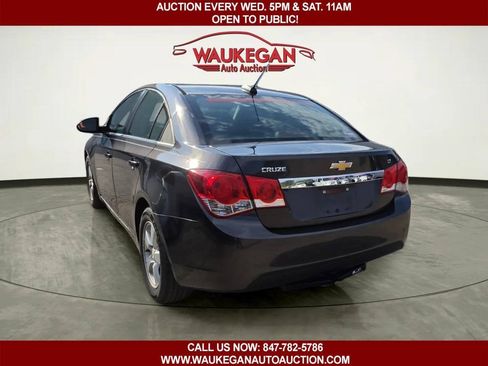 Used 2016 Chevrolet Cruze LT FWD image 4