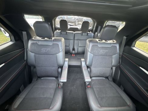 New 2026 Ford Explorer ST w/ Sun And Sound Package image 23