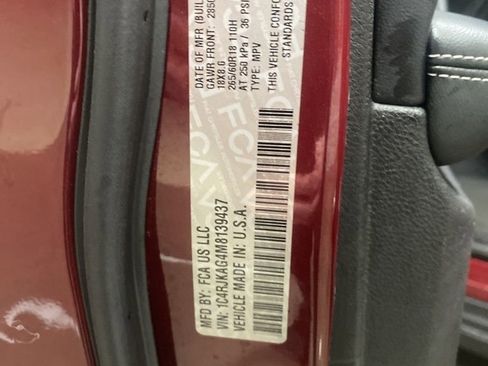 Used 2021 Jeep Grand Cherokee L Laredo w/ Luxury Tech Group I image 18