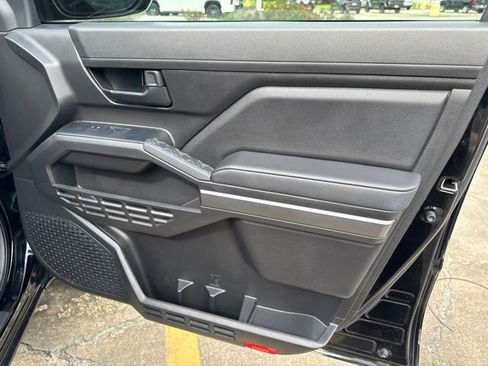 Used 2025 Toyota Tacoma SR5 RWD image 15