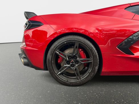 Used 2024 Chevrolet Corvette Stingray Coupe w/ Z51 Performance Package RWD image 19