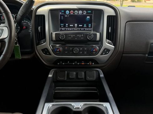 Used 2018 GMC Sierra 1500 SLT w/ Enhanced Driver Alert Package RWD image 14