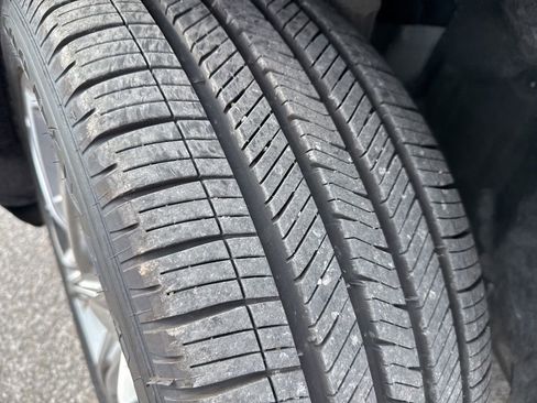 Used 2023 Jeep Grand Cherokee Laredo w/ Trailer Tow Prep Group (B) image 3