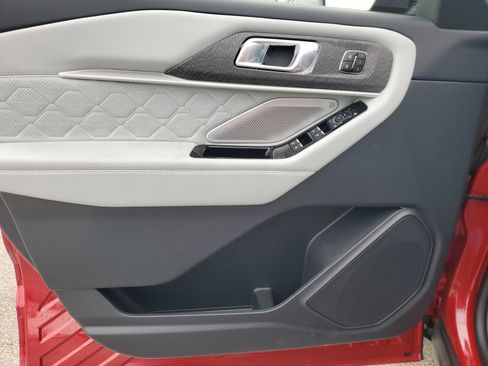 New 2026 Ford Explorer Platinum w/ LUX Leather Package image 12