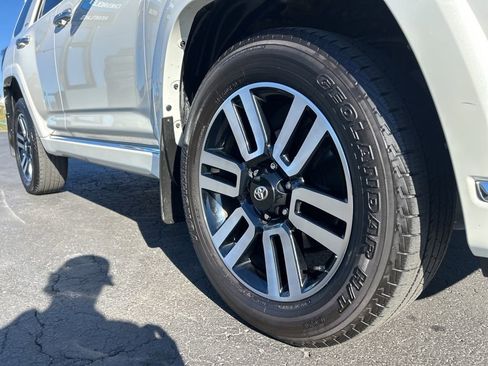 Used 2019 Toyota 4Runner Limited image 11