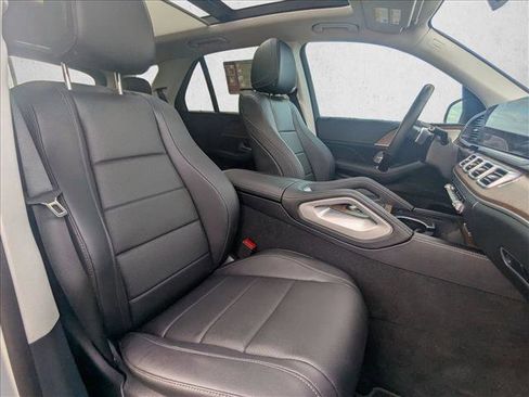 Used 2025 Mercedes-Benz GLE 350 4MATIC image 22