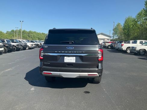 Used 2024 Ford Expedition Limited image 6