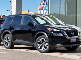 Used 2023 Nissan Rogue SV video 2