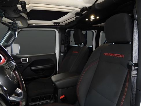 Used 2020 Jeep Wrangler Unlimited Rubicon w/ Safety Group image 55