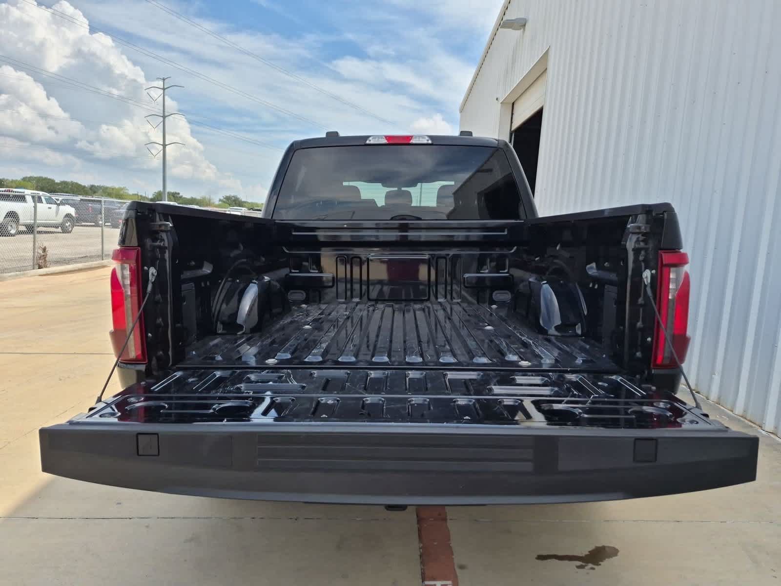 Used 2024 Ford F150 STX RWD image 24