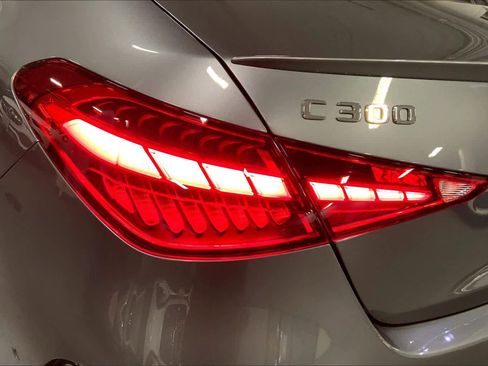 Used 2025 Mercedes-Benz C 300 Sedan image 27